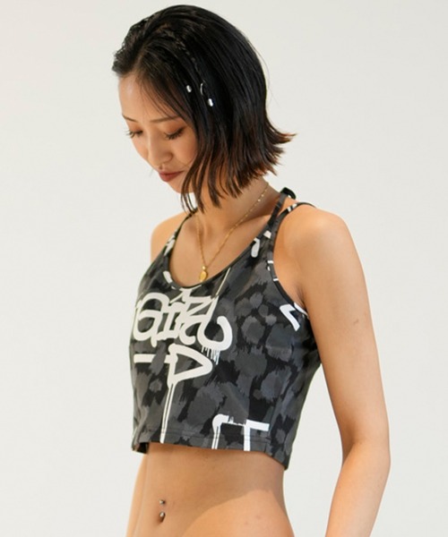 X-girl（エックスガール）の「PUMA/プーマ プーマ エックスガール エーオーピー クロップド キャミソール レディース 624722（タンクトップ・レディース・ブラック×ホワイト/オレンジ系その他・S/L/M）」の6枚目の写真