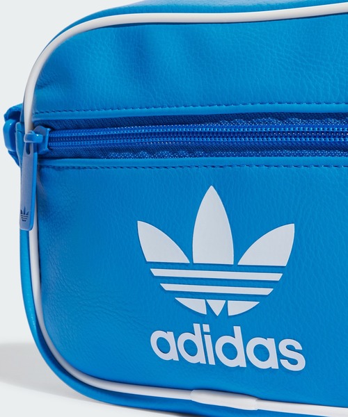 adidas(アディダス)の「アディカラー クラシック ミニエアライナーバッグ ショルダーバッグ / アディダスオリジナルス adidas Originals(ショルダーバッグ・メンズ・ブルー/ブラック/グリーン/イエロー/ホワイト/イエロー系その他/ホワイト×ブラック・FREE)」の15枚目の写真
