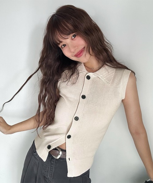 titivate（ティティベイト）の「襟付ノースリーブニットトップス