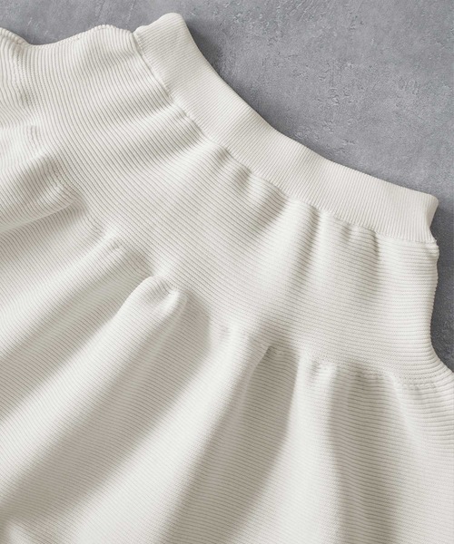 ELFRANK(エルフランク)の「ハイウエストロングニットコクーンスカート(スカート・レディース・アイボリー/ブラック/オフホワイト・FREE)」の8枚目の写真