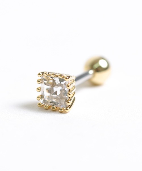 Peony(ピオニー)の「【Peony/ピオニー】/サージカルステンレス 316L スクエアスタッドピアス(ピアス(片耳用)・レディース・ゴールド系1/シルバー系その他2/ゴールド系その他3/ゴールド系その他/シルバー系その他/ゴールド系3/ゴールド系その他5/シルバー系その他3/ゴールド系その他2/シルバー系その他4/ゴールド系その他4/ゴールド系2/ゴールド系4/ゴールド系5/シルバー系その他5・FREE)」の7枚目の写真