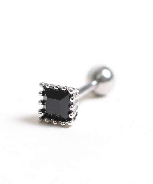 Peony(ピオニー)の「【Peony/ピオニー】/サージカルステンレス 316L スクエアスタッドピアス(ピアス(片耳用)・レディース・ゴールド系1/シルバー系その他2/ゴールド系その他3/ゴールド系その他/シルバー系その他/ゴールド系3/ゴールド系その他5/シルバー系その他3/ゴールド系その他2/シルバー系その他4/ゴールド系その他4/ゴールド系2/ゴールド系4/ゴールド系5/シルバー系その他5・FREE)」の4枚目の写真