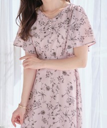 欲しいが詰まったひんやり花柄ワンピース