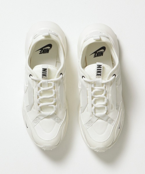 NIKE（ナイキ）の「NIKE　TC7900（スニーカー・レディース・ホワイト/ホワイト系その他・24.5/23.5/24）」の13枚目の写真
