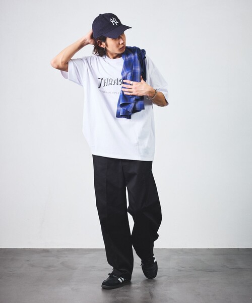 FREAK'S STORE（フリークスストア）の「限定展開 LOOSE FIT サイドライン ワークパンツ/ワイドパンツ（チノパンツ・メンズ・チャコールグレー/ベージュ/ネイビー/ブラック・MEDIUM/LARGE/SMALL）」の5枚目の写真