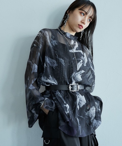 HARE（ハレ）の「メルトフラワーシアービッグプルオーバー(HARE)（シャツ/ブラウス・レディース・ブラック/パープル・FREE）」の6枚目の写真