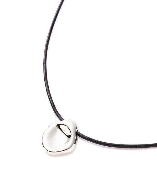 FREE'S MART(フリーズマート)の「モチーフ付きロープチョーカー(ネックレス・レディース・ブラック・フリ-)」の5枚目の写真