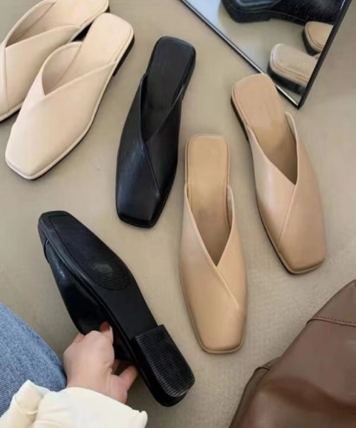 Ritzy(リッツィー)の「スクエアトゥ サンダル(サンダル・レディース・ホワイト/ベージュ/ブラック・22.5/23/23.5/24/24.5)」の8枚目の写真
