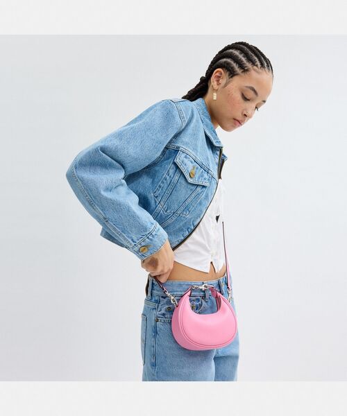 COACH（コーチ）の「ジョニー バッグ（ショルダーバッグ）」 - WEAR