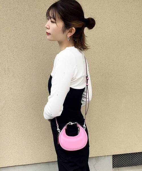 COACH ジョニー バッグ ピンク ショルダーバッグ ミニ COACH（コーチ）の「ジョニー バッグ（ショルダーバッグ）」 - WEAR