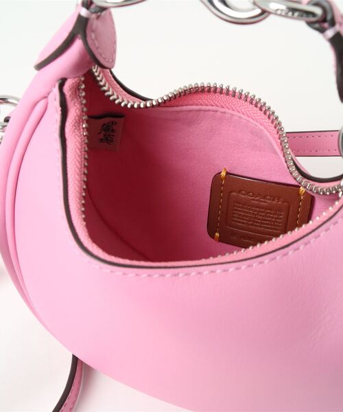 COACH（コーチ）の「ジョニー バッグ（ショルダーバッグ）」 - WEAR