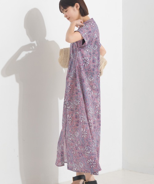 OMNES（オムネス）の「コットンボイル総柄半袖シャツワンピース（シャツワンピース・レディース・パープル/ブラック×ホワイト/グリーン系その他/ブルー系その他/ブラウン系その他/ブラック系その他/パープル系その他/キナリ/グリーン系その他2/ネイビー・FREE）」の21枚目の写真