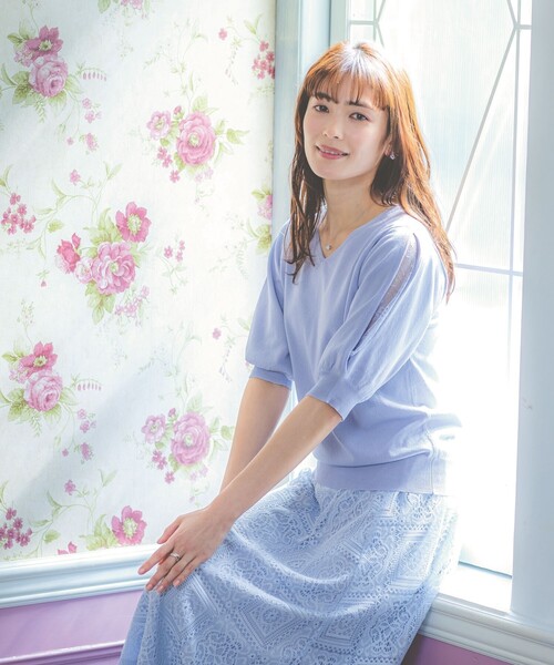 ITS'DEMO（イッツデモ）の「◆【UV／洗える／アンチピリング／通勤】袖スリットレースニット（ニット/セーター・レディース・オフホワイト/ブラック/サックスブルー/ベビーピンク・40/38）」の4枚目の写真