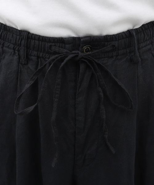 markaware（マーカウェア）の「MARKAWARE (マーカウェア) TRIPLE PLEATED EASY CLOUDY BLE A24A-16PT12C（スラックス・メンズ・ブラック・3/2）」の13枚目の写真