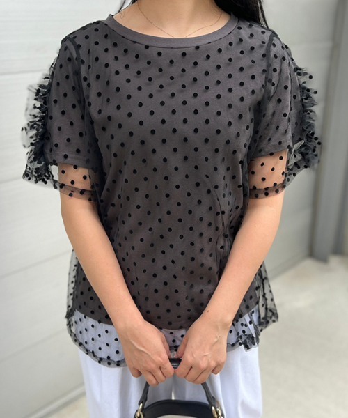 MODE ROBE（モードローブ）の「ドットチュールレイヤードTシャツ（Tシャツ/カットソー・レディース・チャコールグレー/ホワイト・FREE）」の3枚目の写真