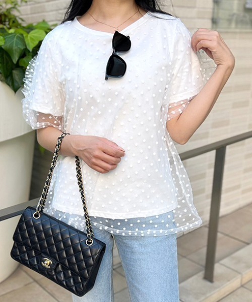 MODE ROBE（モードローブ）の「ドットチュールレイヤードTシャツ（Tシャツ/カットソー・レディース・チャコールグレー/ホワイト・FREE）」の5枚目の写真