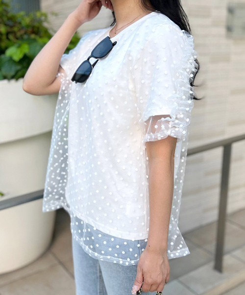 MODE ROBE（モードローブ）の「ドットチュールレイヤードTシャツ（Tシャツ/カットソー・レディース・チャコールグレー/ホワイト・FREE）」の8枚目の写真