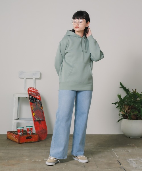United Athle(ユナイテッドアスレ)の「10.0oz スウェット 裏起毛 プルオーバーパーカー/フーディー 無地 ユニセックス ルーズシルエット(パーカー・メンズ・ダークブラウン/ホワイト/バーガンディー/ライトグリーン/ブラック/オレンジ/パープル/ネイビー/サンドベージュ/ヘザーグレー/グレー/アッシュ/オリーブ・M/L/XL/S)」の17枚目の写真