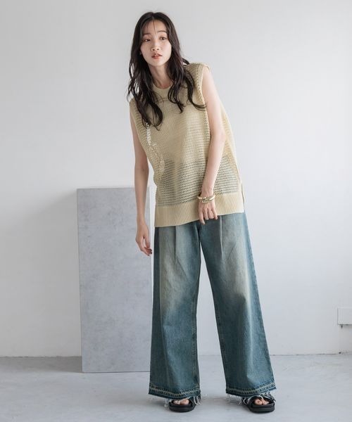 LOWRYS FARM（ローリーズファーム）の「ラメメッシュノースリーブ　 138737（Tシャツ/カットソー・レディース・ブラック/ブルー/アイボリー・FREE）」の4枚目の写真