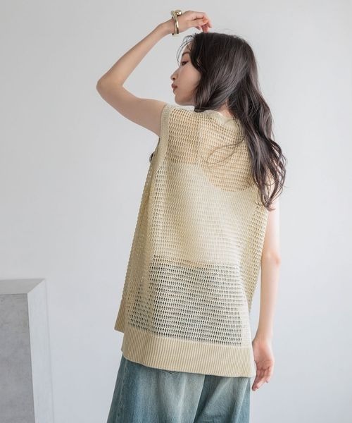 LOWRYS FARM（ローリーズファーム）の「ラメメッシュノースリーブ　 138737（Tシャツ/カットソー・レディース・ブラック/ブルー/アイボリー・FREE）」の7枚目の写真