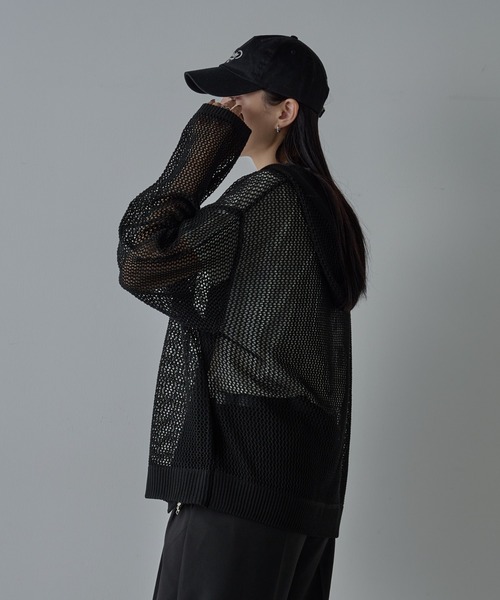 COLONY 2139（コロニートゥーワンスリーナイン）の「透かし編みジップパーカー（パーカー・メンズ・ブラック・MEDIUM/LARGE）」の4枚目の写真