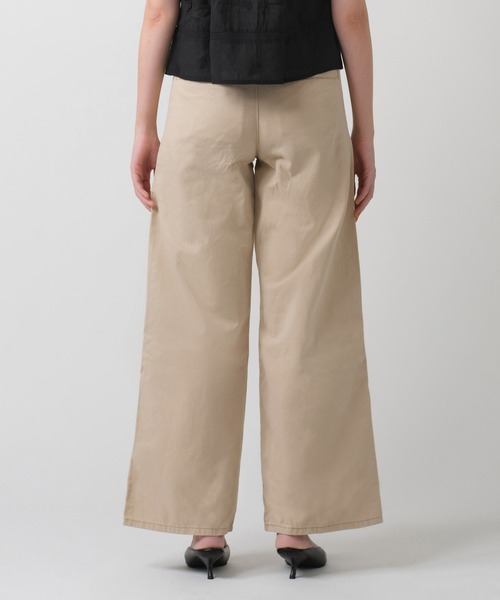 Levi's（リーバイス）の「Levi's/リーバイス XL CHINO（チノパンツ・レディース・ブラック/ダークインディゴブルー/ベージュ/ブラウン・28inch/27inch/26inch/25inch/24inch/23inch）」の5枚目の写真