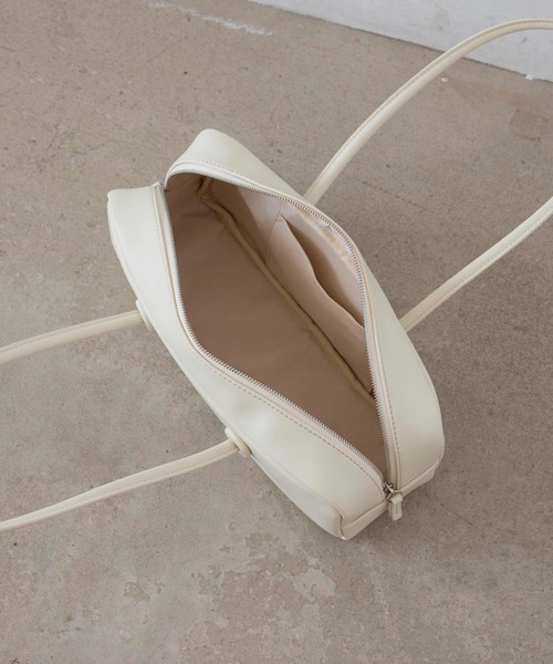 EFOLE(エフォル)の「【ZOZO限定】Wide bostonbag / ワイド ボストン バッグ(ボストンバッグ・レディース・オフホワイト/ブラウン/ブラック・FREE)」の10枚目の写真