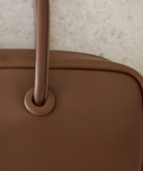 EFOLE(エフォル)の「【ZOZO限定】Wide bostonbag / ワイド ボストン バッグ(ボストンバッグ・レディース・オフホワイト/ブラウン/ブラック・FREE)」の16枚目の写真