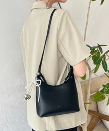 リボンチャーム付きミニショルダーバッグ
