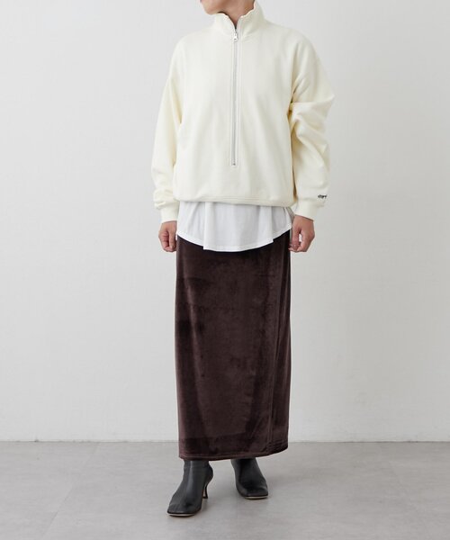 earthy（アーシー）の「ベロアマキシスカート（スカート・レディース・ネイビー/ブラウン/ライトベージュ・MEDIUM/SMALL）」の4枚目の写真