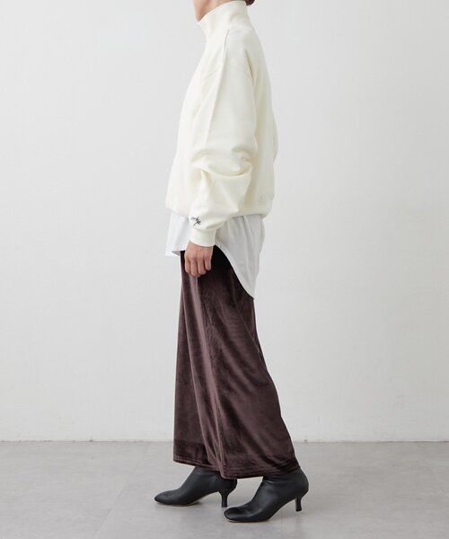 earthy（アーシー）の「ベロアマキシスカート（スカート・レディース・ネイビー/ブラウン/ライトベージュ・MEDIUM/SMALL）」の5枚目の写真