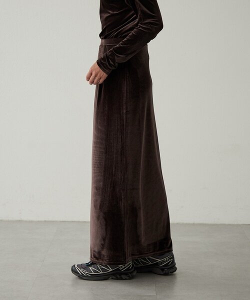 earthy（アーシー）の「ベロアマキシスカート（スカート・レディース・ネイビー/ブラウン/ライトベージュ・MEDIUM/SMALL）」の10枚目の写真