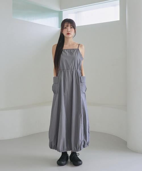 nemne store（ネンネストア）の「《unnome》ドローコードキャミワンピース（ワンピース・レディース・グレー/ブラック・フリー）」の8枚目の写真