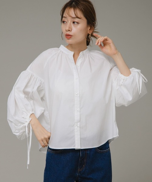 URBAN RESEARCH Sonny Label(アーバンリサーチサニーレーベル)の「ボリュームスリーブリボンブラウス(シャツ/ブラウス・レディース・オフホワイト/ブルー系その他/ストライプ・FREE)」の1枚目の写真