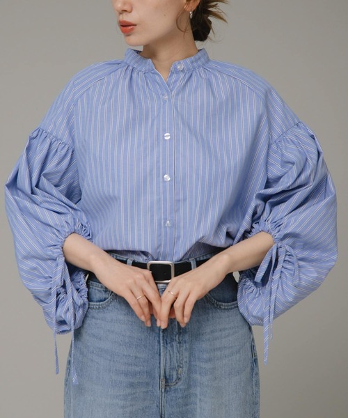 URBAN RESEARCH Sonny Label(アーバンリサーチサニーレーベル)の「ボリュームスリーブリボンブラウス(シャツ/ブラウス・レディース・オフホワイト/ブルー系その他/ストライプ・FREE)」の3枚目の写真