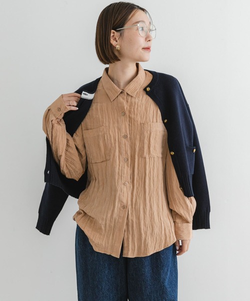 F by ROSSO（エフバイロッソ）の「F by ROSSO　ワッシャーサテンオーバーシャツ（シャツ/ブラウス・レディース・ブラウン/ベージュ系その他/ネイビー・FREE）」の21枚目の写真