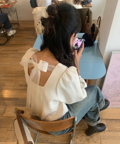 セール】バックシアーリボンパフスリーブブラウス（シャツ