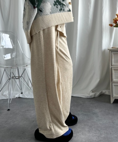 aimoha（アイモハ）の「【Aimoha】ストレートドローストリングカジュアルパンツ（スウェットパンツ・レディース・ブラック/ベージュ/オフホワイト/ライトベージュ・MEDIUM/LARGE）」の19枚目の写真