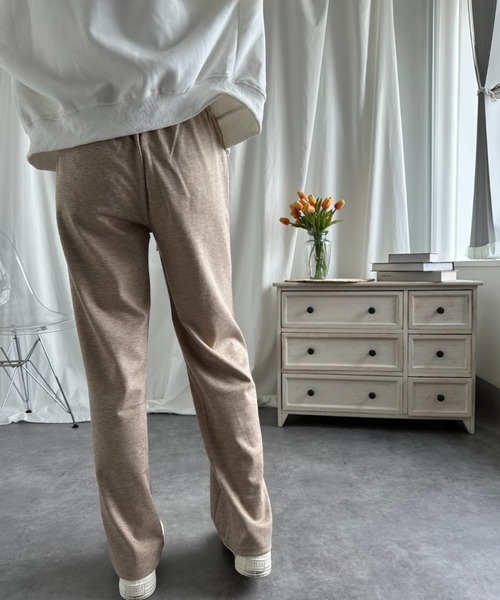 aimoha（アイモハ）の「【Aimoha】ストレートドローストリングカジュアルパンツ（スウェットパンツ・レディース・ブラック/ベージュ/オフホワイト/ライトベージュ・MEDIUM/LARGE）」の17枚目の写真