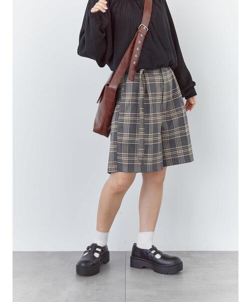 ehka sopo（エヘカソポ）の「センタープレスショートパンツ(セットアップ可)（その他パンツ・レディース・グレー/チャコールグレー/ベージュ・F）」の15枚目の写真