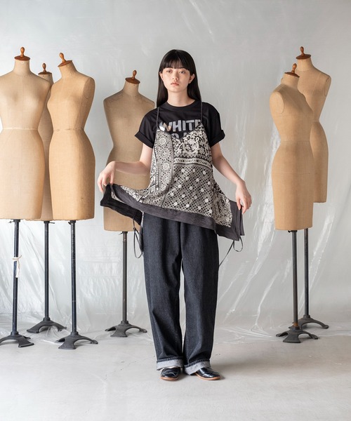 mintdesigns（ミントデザインズ）の「LACE COLLAGE CAMISOLE / レースコラージュキャミソール（キャミソール・レディース・ブラック/グレー・2）」の3枚目の写真