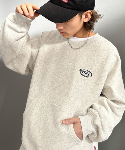 Java（ジャバ）の「《Javaジャバコラボ》洗練されたカジュアルスタイルに。裏起毛ワンポイント胸元刺繍ラグランスウェット（スウェット・メンズ・ネイビー/ブラック/グレイッシュベージュ/スモークピンク/オートミール/オフホワイト・MEDIUM/LARGE）」の4枚目の写真