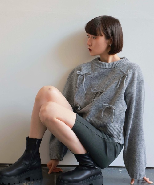 PURE BRIGHT（ピュアブライト）の「リボンモチーフニットプルオーバー（ニット/セーター・レディース・グレー/ネイビー・FREE）」の6枚目の写真