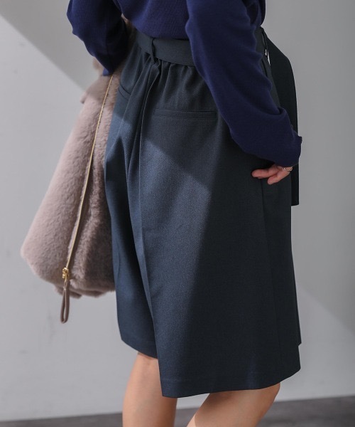 Bou Jeloud（ブージュルード）の「ベルトセットハーフパンツ（その他パンツ・レディース・チャコールグレー/ベージュ・38）」の11枚目の写真