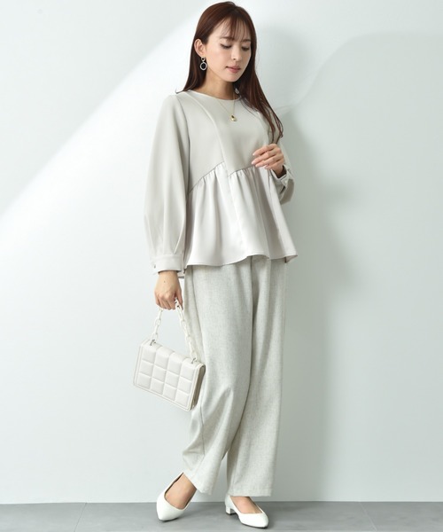 INTERPLANET(インタープラネット)の「TRダブルクロス異素材切替ペプラムブラウス(シャツ/ブラウス・レディース・ネイビー/グレイッシュベージュ・FREE)」の12枚目の写真