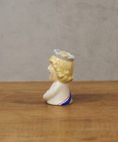 BIRTHDAY BAR（バースデイバー）の「King Charles and Camilla Salt and Pepper（キッチンツール・レディース・ベージュ・0）」の12枚目の写真