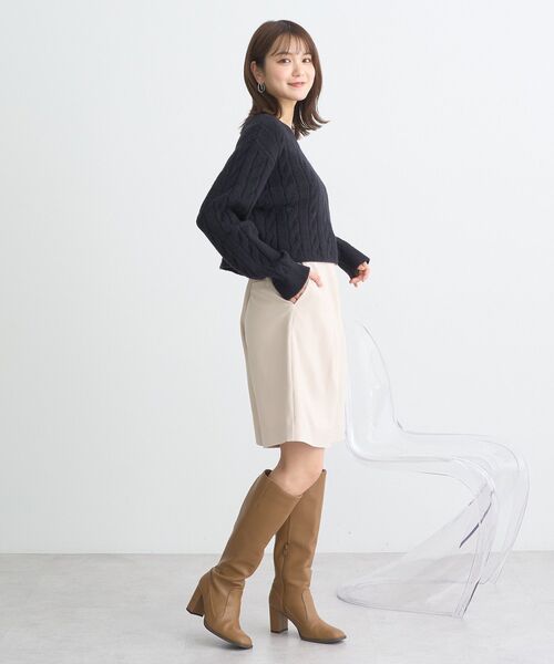 earth music&ecology（アースミュージックアンドエコロジー）の「ケーブルニットプルオーバー（ニット/セーター・レディース・グレー/アイボリー/グレイッシュベージュ/ブラック/レッド・FREE）」の19枚目の写真