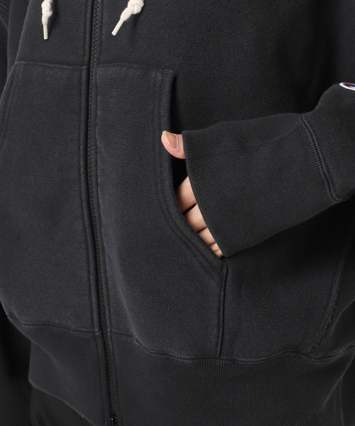 CHAMPION JOURNAL STANDARD HOLIDAY パーカー CHAMPION×JOURNAL STANDARD】by HOLIDAY REVERSE WEAVE ZIP