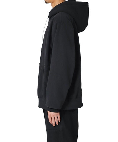 MOUT RECON TAILOR（マウトリーコンテーラー）の「MOUT RECON TAILOR