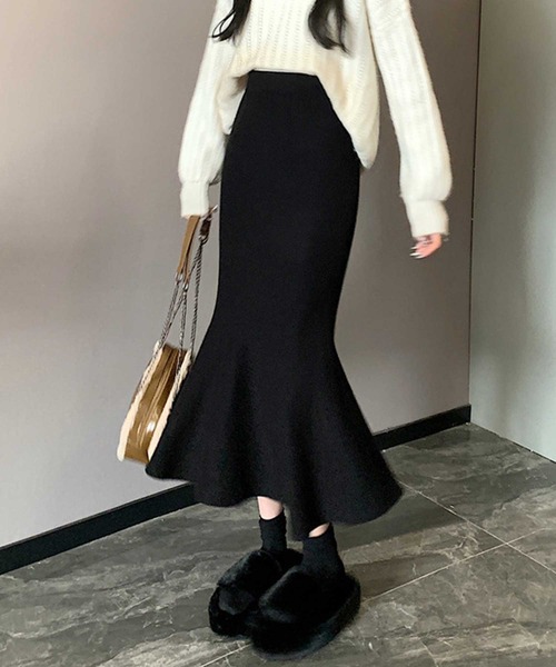 SPIGA(スピーガ)の「マーメイドニットスカート(スカート・レディース・ブラック/アイボリー・FREE)」の2枚目の写真